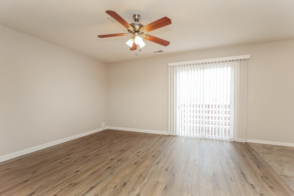 Building Photo - 1936 Turnberry Ct
