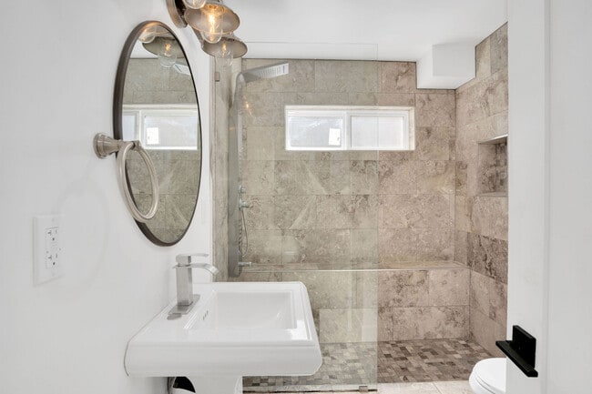 Building Photo - 27001 Calle Juanita