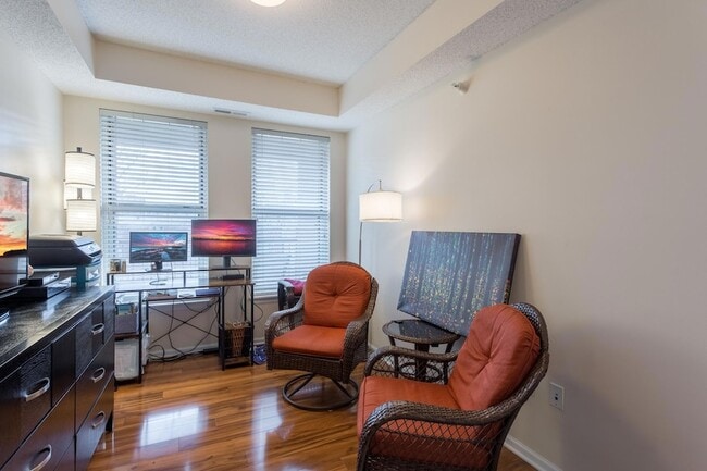 Building Photo - 545 N 1st St