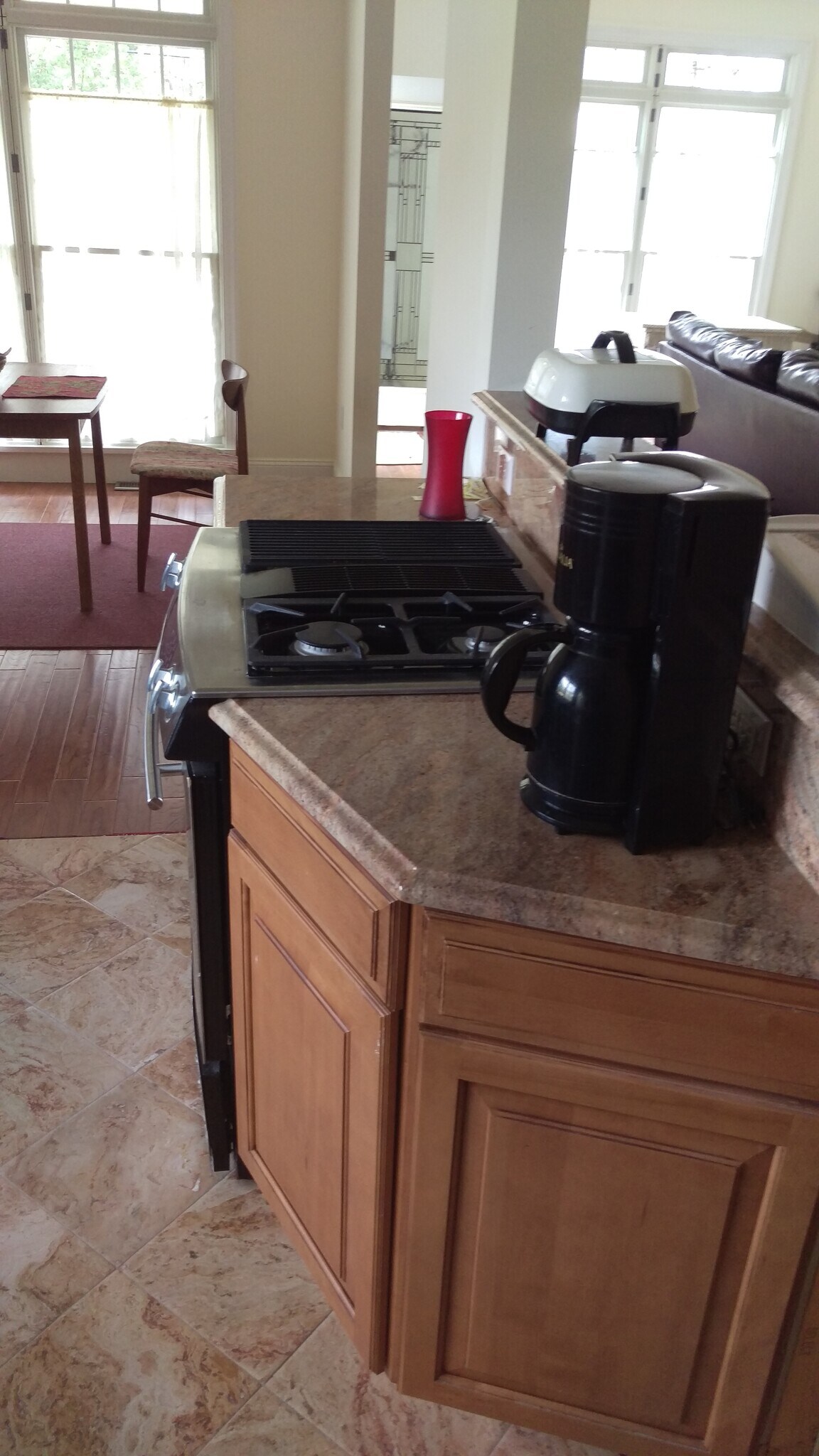 Building Photo - 121 3rd St