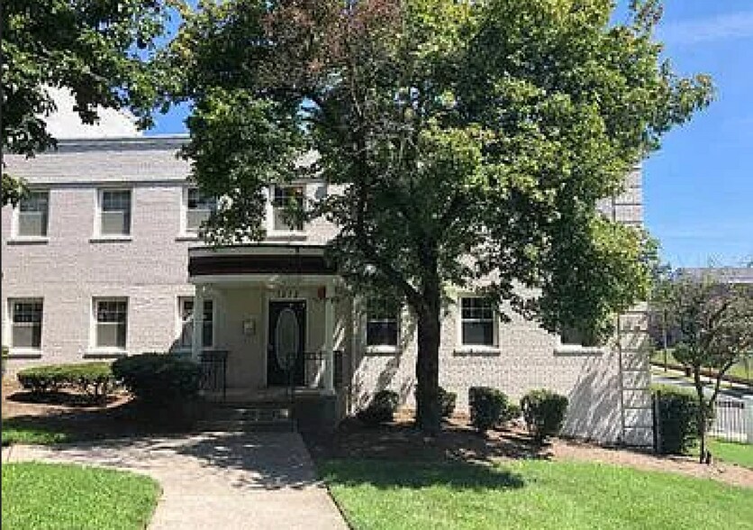 Primary Photo - 3878 9th St SE