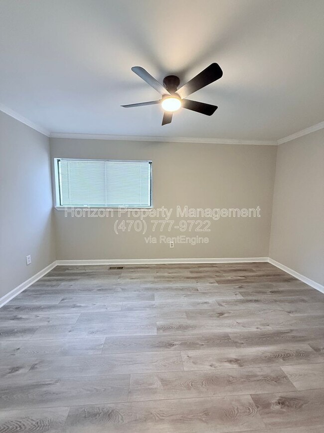 Building Photo - 11 Country Pl Ct