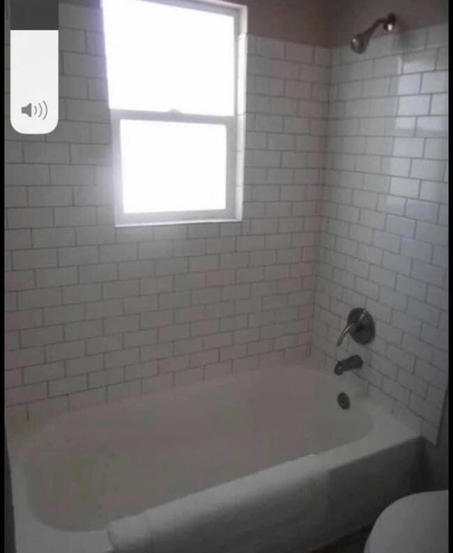 Building Photo - 4372 Lashelle Ave
