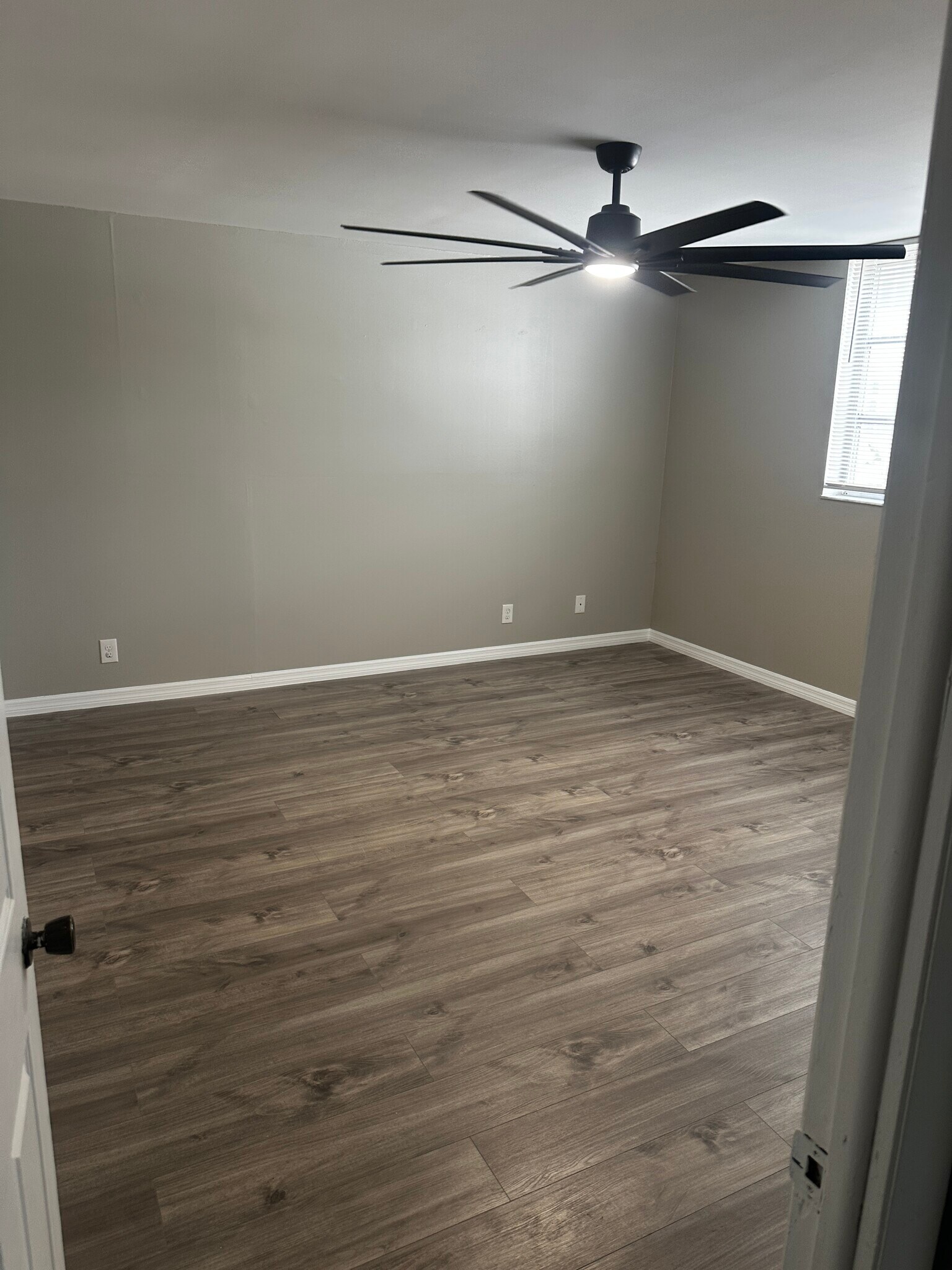 Building Photo - 403 NW 68th Ave