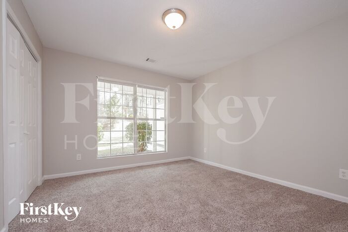 Building Photo - 732 Four Winds Ln