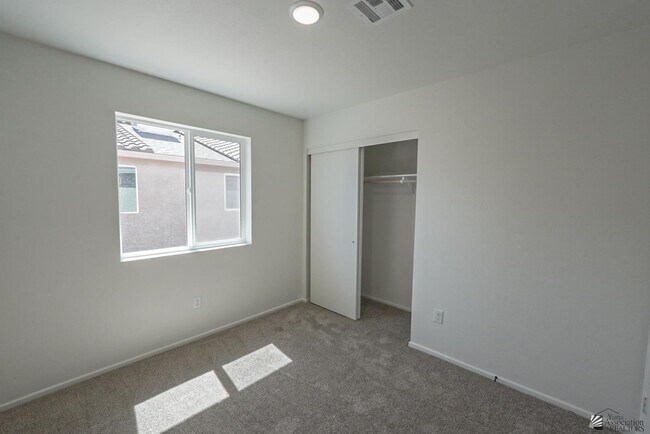 Building Photo - 4643 S Desert Willow Wy
