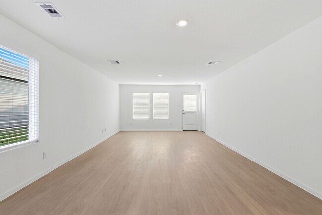 Building Photo - 15219 Abella Dr