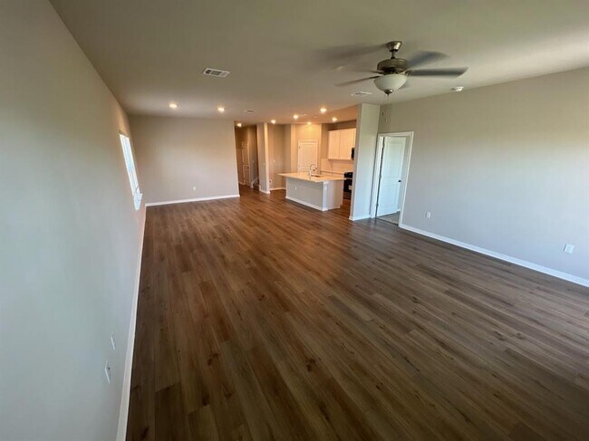 Building Photo - 6400 Rounded Pebble Ln
