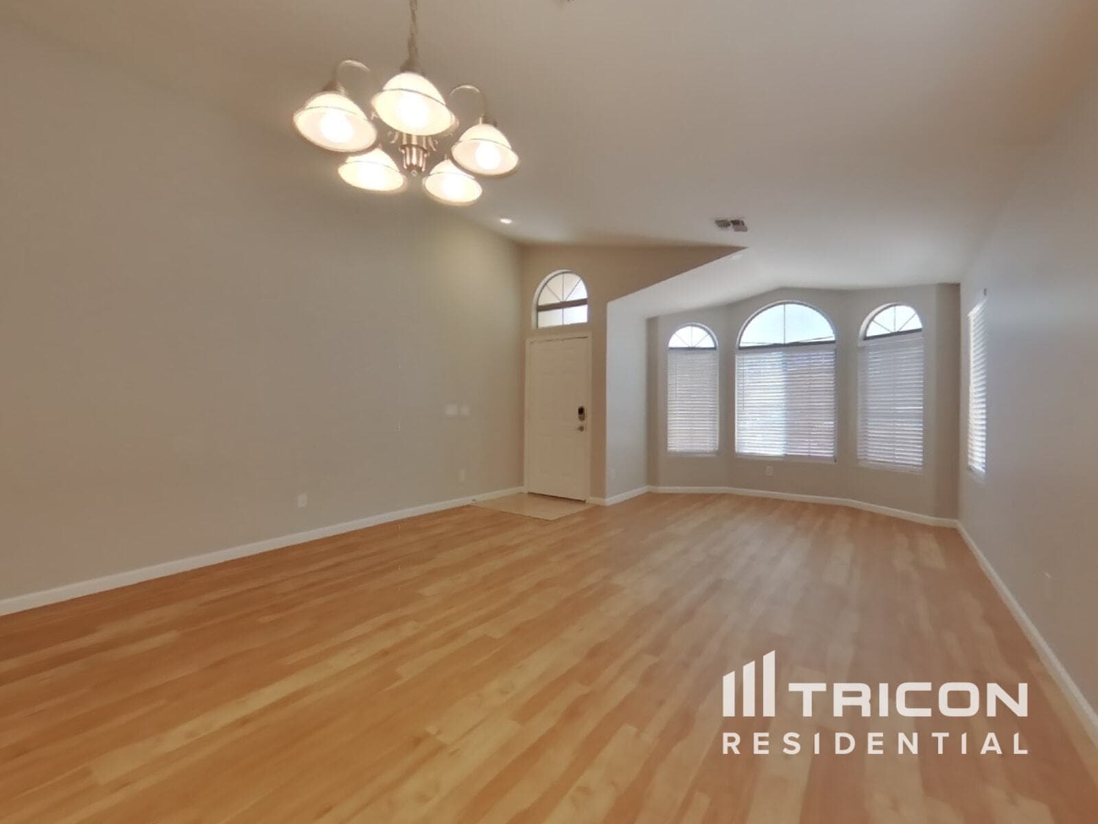 Building Photo - 15480 W Yucatan Dr