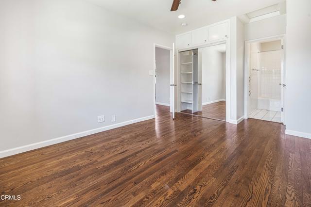 Building Photo - 499 N Oakland Ave