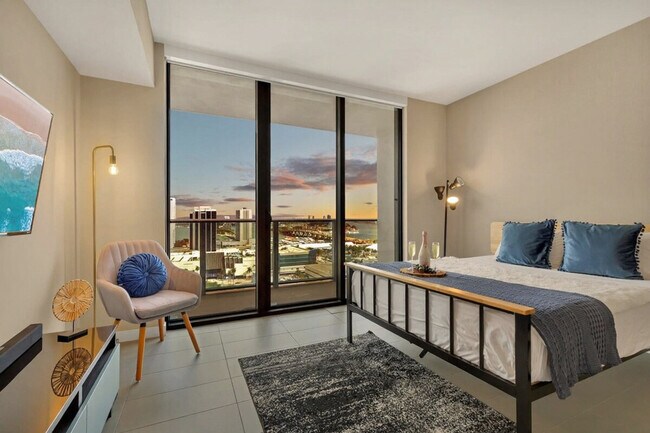 Building Photo - 90 NE 17th St