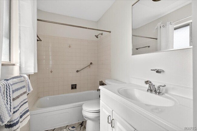 Building Photo - 354 Burncoate Dr