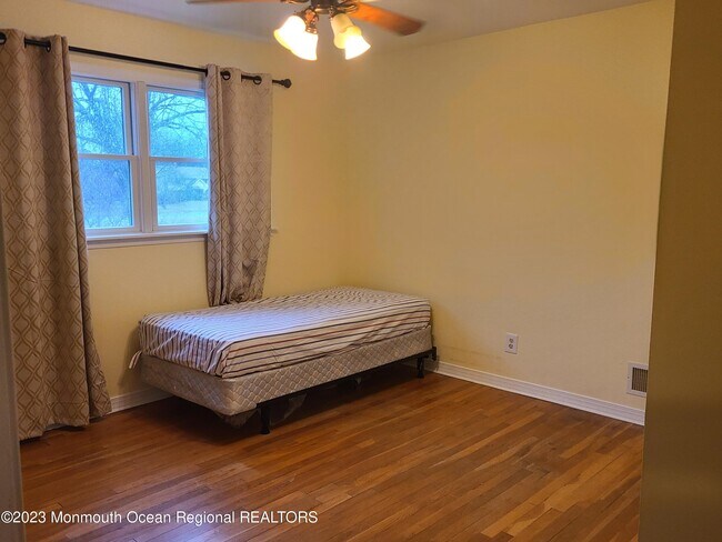 Building Photo - 1591 Marco Island Dr