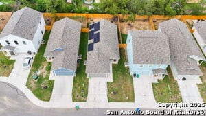 Building Photo - 715 Wildcatters Wy