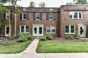 Building Photo - 1400 S Barton St