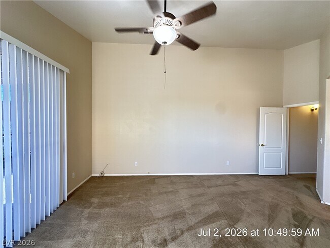 Building Photo - 122 McLaren St