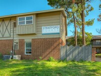 Building Photo - 1411 Rebecca Ln