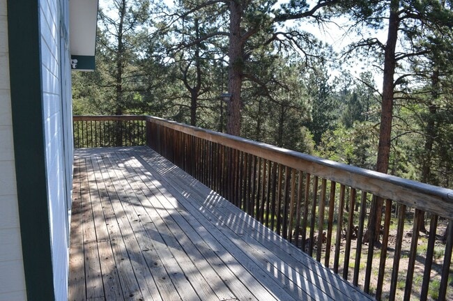 Building Photo - Tranquil Acres Home