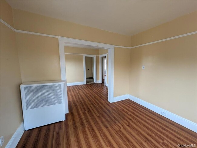 Building Photo - 257-15 148th Ave