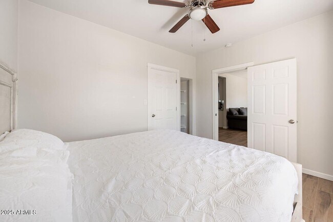 Building Photo - 1514 E Fillmore St