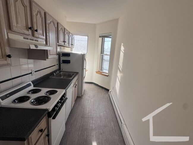 Building Photo - 1bed in Brighton No fee
