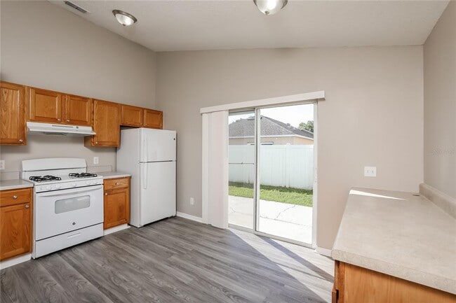 Building Photo - 8757 Claiborne Ct