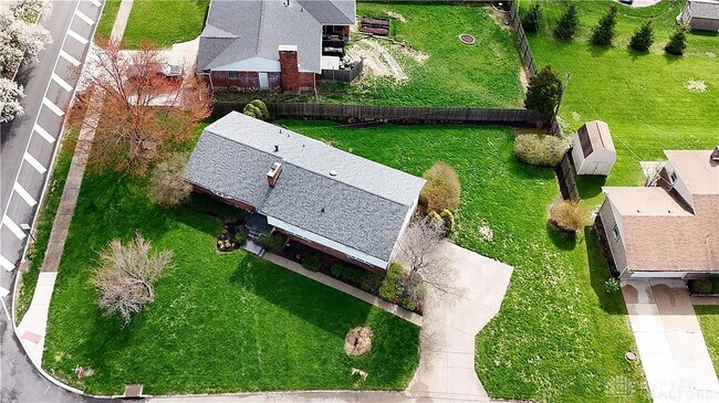 Building Photo - 4500 Acreview Ln