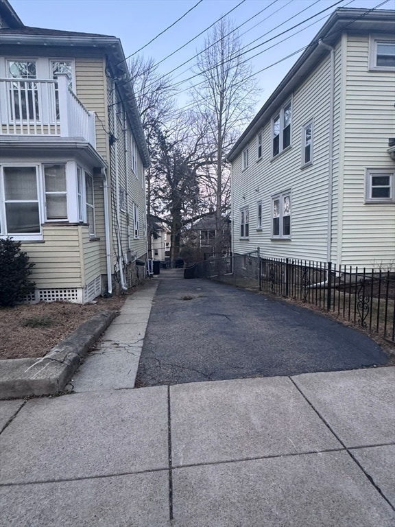 Building Photo - 35 Mendelssohn St