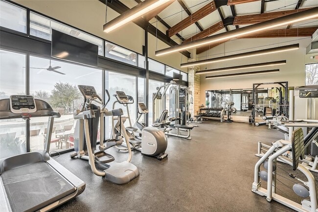 Building Photo - 17205 Adoro Dr