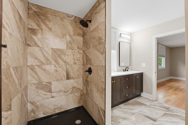 Building Photo - 4452 Burgundy Pl
