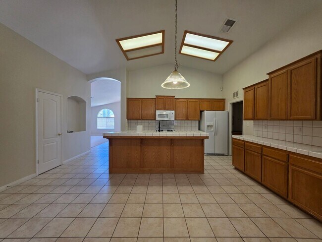 Building Photo - 10104 Brookline Woods Dr