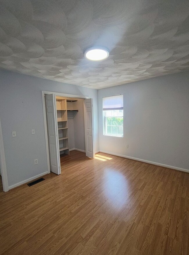 Building Photo - *****Providence/Mount Pleasant – Single Fa...