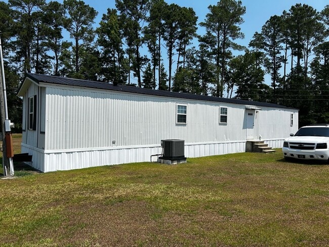 Building Photo - 2053 Deep Branch Rd