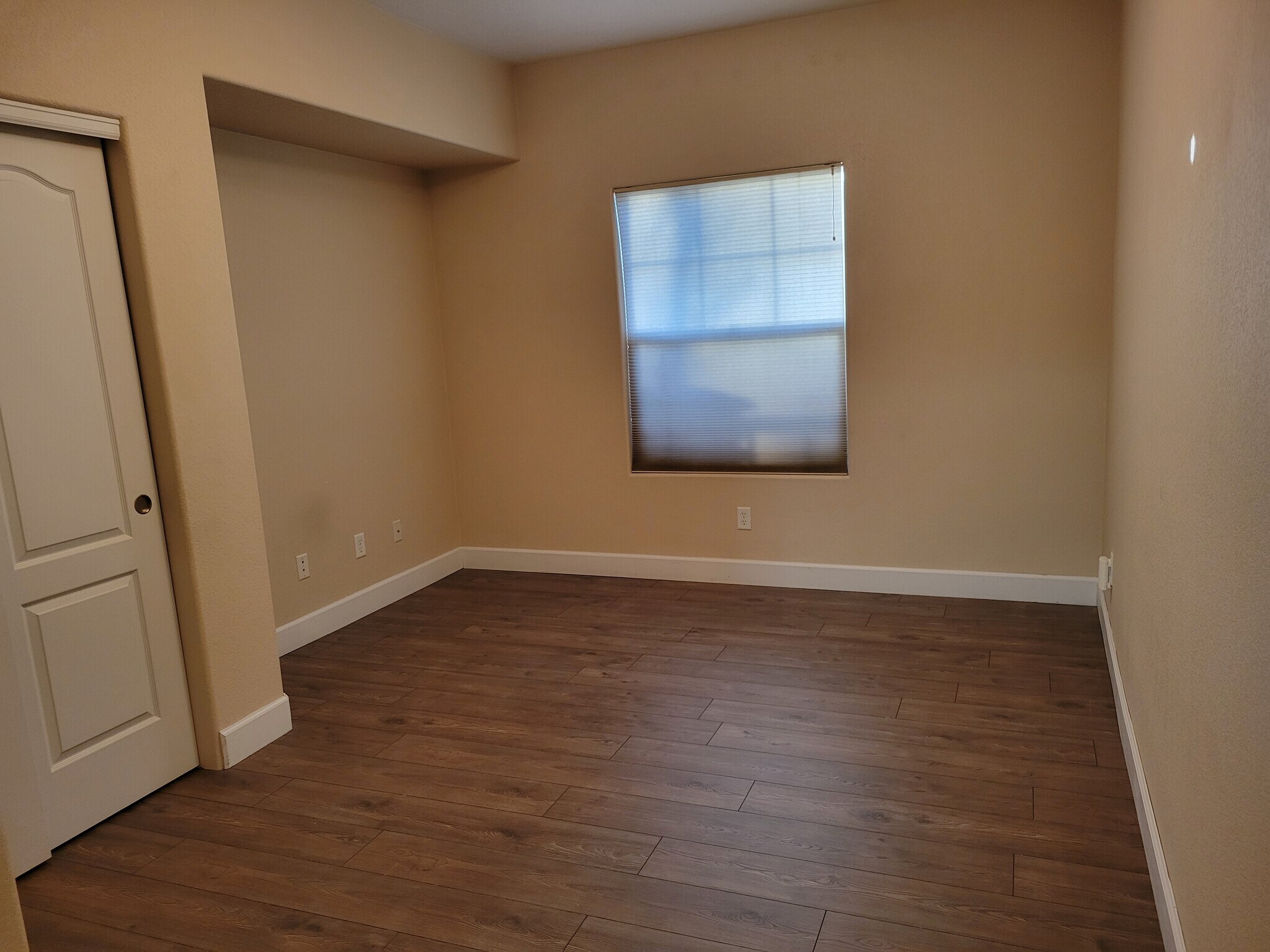 Spare bedroom - 5775 W 29th St