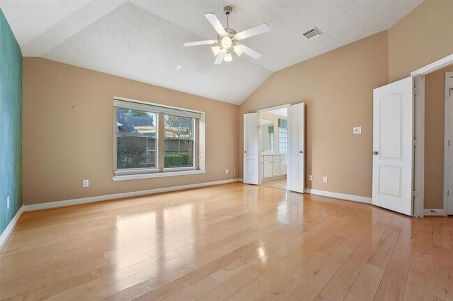 Building Photo - 12119 Ember Isles Ln