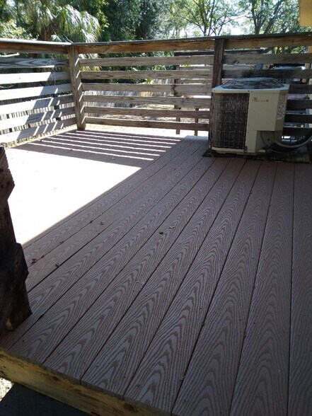 Building Photo - 3069 Huron Ave