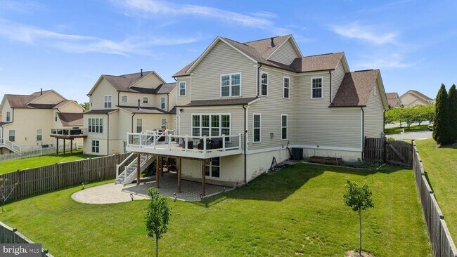 Building Photo - 310 Mackintosh Rd