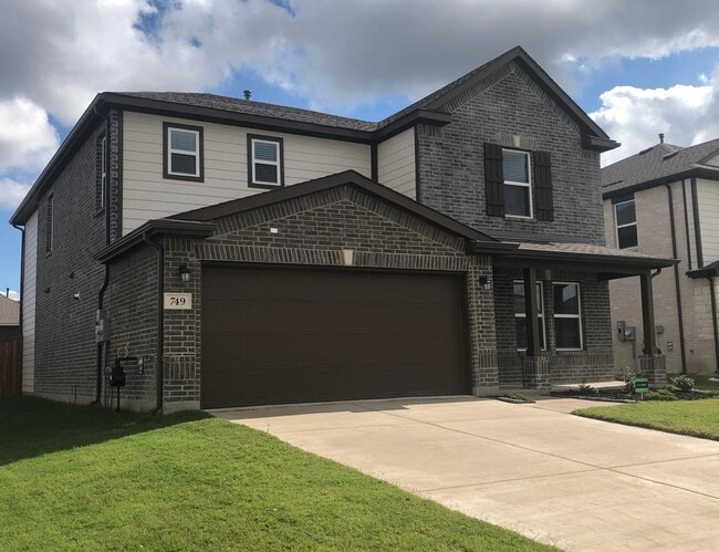 Building Photo - 749 Windsor Dr