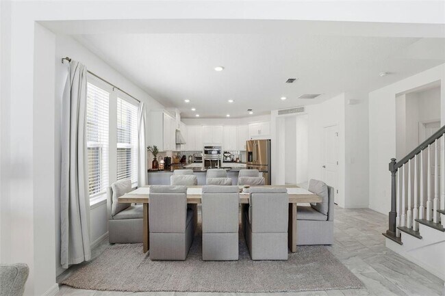 Building Photo - 5268 Kildare Pl