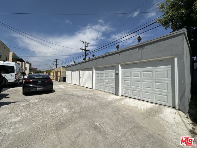 Building Photo - 1156 4th Ave