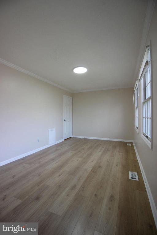 Building Photo - 6705 Ammendale Way