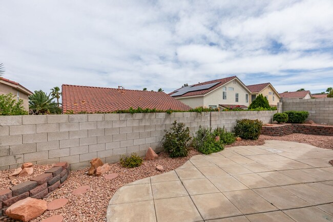 Building Photo - GREEN VALLEY RANCH NEWLY RENOVATED 3 BD SINGLE STORY HOME