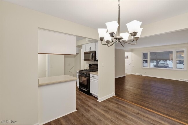 Building Photo - 5969 Marra Dr