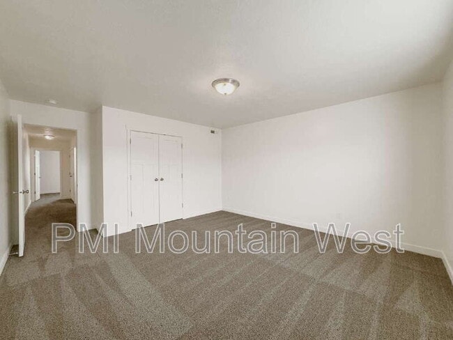 Building Photo - 641 N 30 E