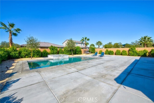 Building Photo - 50105 Rocamora St