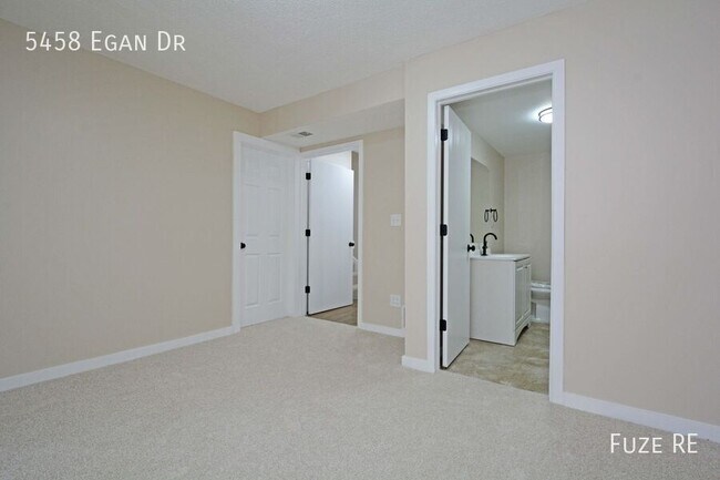 Building Photo - 5458 Egan Dr