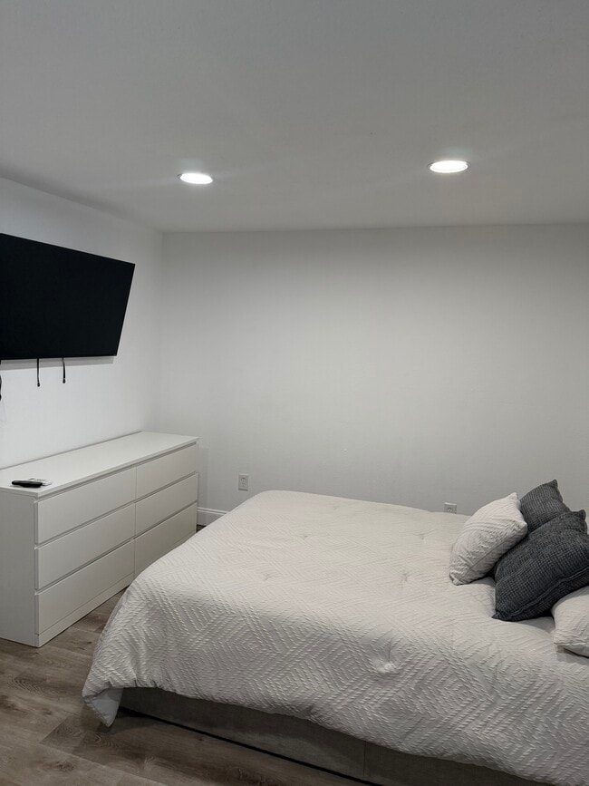 Building Photo - 1804 John Arthur Way