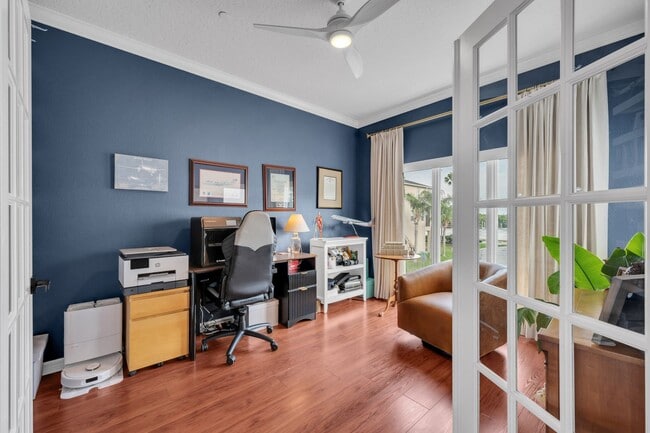 Building Photo - Venetian Harbor 3 bed 2.5 bath + Office/Den & 2 car tandem oversized garage!