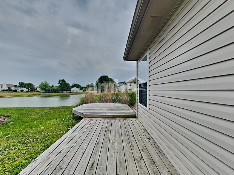 Building Photo - 15260 Fawn Meadow Dr