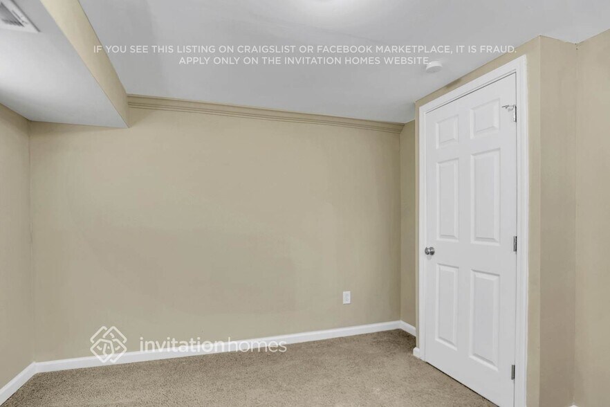 Building Photo - 6286 David Ln SW